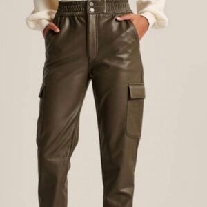 Abercrombie & Fitch Khaki Elastic Waist Pants